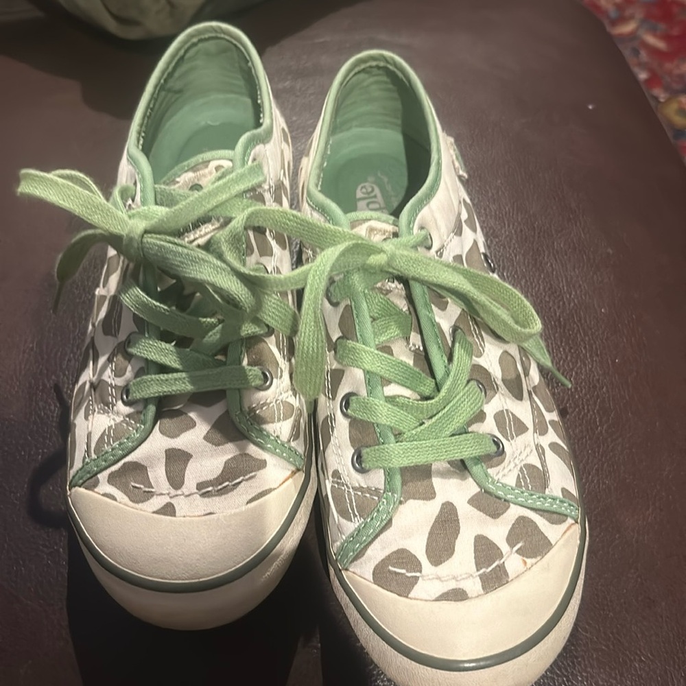 Simple Green and White Sneakers Casual Style